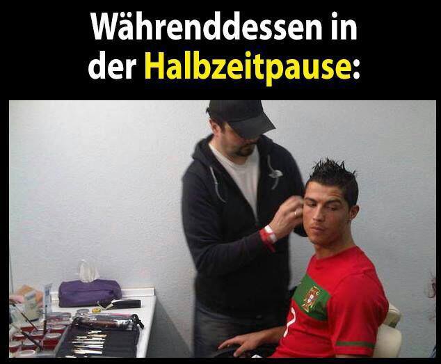 Cristian Ronaldo Halbzeitpause Spiel Deutschland - Portugal WM 2014